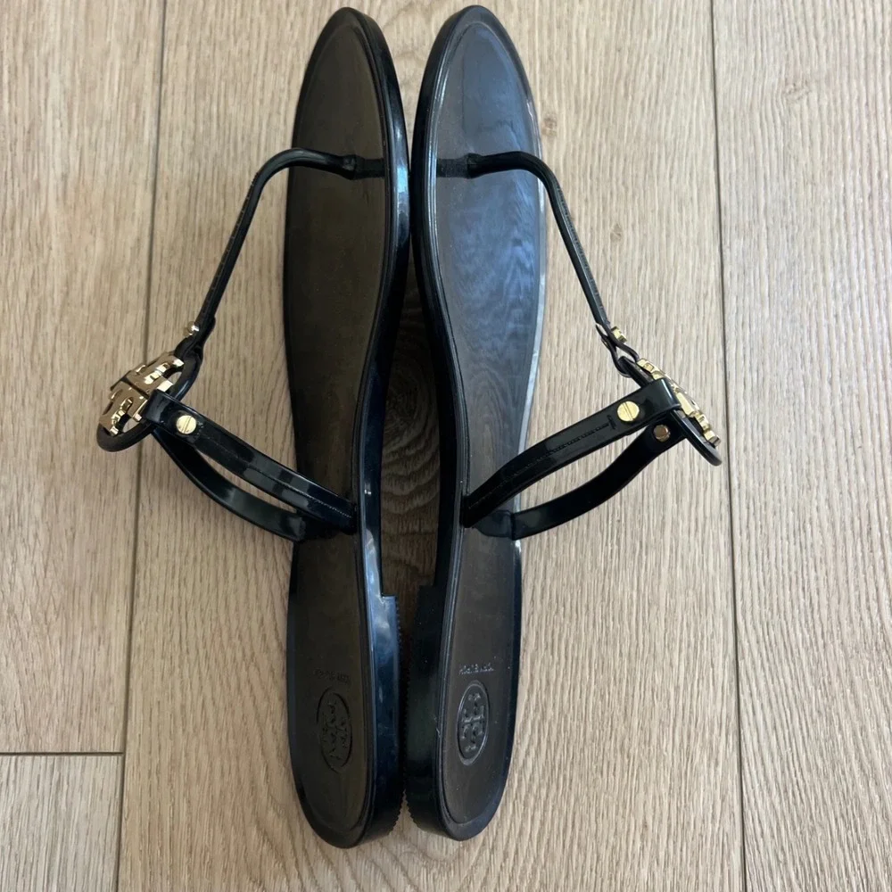 Tory Burch Mini Miller Jelly Thong Sandals Black Gold Logo   Womens 10M